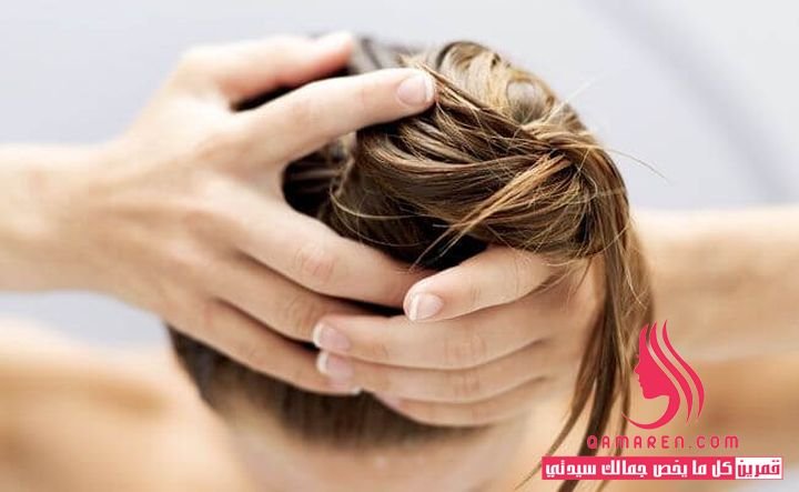 خطوات تطبيق الزيت على الشعر للحصول على أفضل النتائج